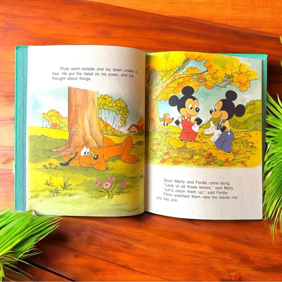 VINTAGE Walt Disney Fun-To-Read Library - 4-Book Lot - 1980s Bantam Books - Picture 9 of 16
